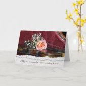 Rosa Rosa auf dem alten Violinerger Beileid Karte (Gelbe Blume)