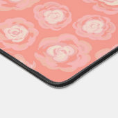 Rosa Rosa Blumenmatte mit botanischer Ästhetik Schreibtischunterlage (Ecke)