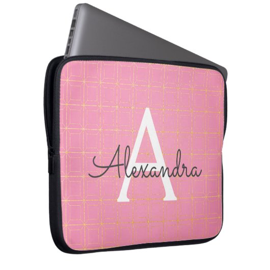 Rosa Rosa und Gold Art-Deco-Muster Monogramm Laptopschutzhülle (Vorne Rechts)