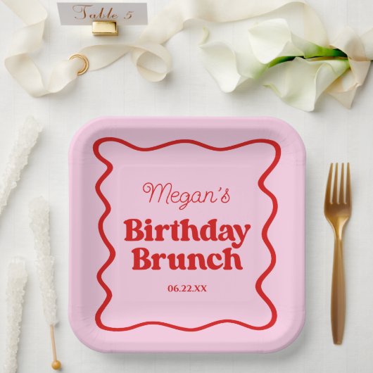 Rosa Rosa Wavy Border Birthday Brunch Party Pappteller (Hochzeit)