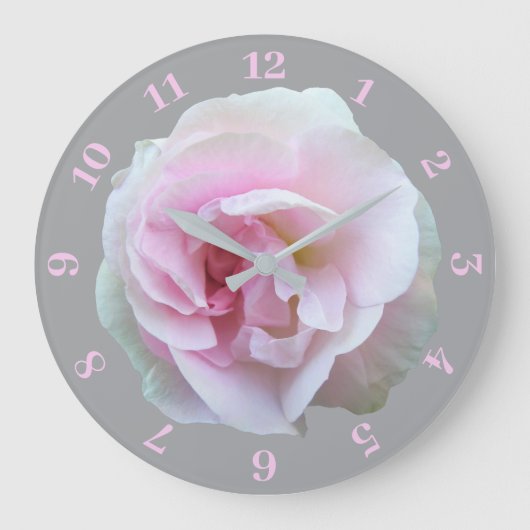 Rosa Rose auf grauem Hintergrund Große Uhr (Vorderseite)
