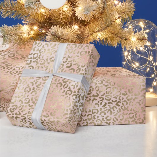 Rosa Rose Blush Gold Leopard Print Geschenkpapier (Feiertage)