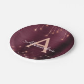 Rosa Rose Gold Burgundy Sparkle Monogram Birthday Pappteller (Schrägansicht)