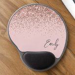 Rosa Rose Gold Glitzer Girlaname Gel Mousepad<br><div class="desc">Rose Gold - Schwarz Rosa Sparkle Glitzer Monogram Name und Initial Mousepad (Mouse Pad). Das macht den perfekten 16 Geburtstag,  Hochzeit,  Brautparty,  Jubiläum,  Babydusche oder Junggeselinnen-Abschied Geschenk für jemanden,  der Lieben glamourösen Luxus und schicke Stile.</div>