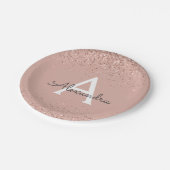 Rosa Rose Gold Glitzer Girly Monogram Birthday Pappteller (Schrägansicht)
