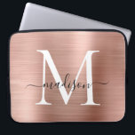Rosa Rose Gold Metal Giral Niedliches Script Monog Laptopschutzhülle<br><div class="desc">Rosa Rose Gold Metal Niedliches Script Monogram Computer Sleeve</div>