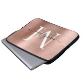 Rosa Rose Gold Monogram Girly Script Bürstenmetall Laptopschutzhülle (Vorne Knopf)