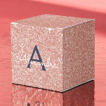 Rosa Rose Gold Navy Blue Glitzer Sparkgram Monogra Geschenkschachtel<br><div class="desc">Rosa Rose Gold und Navy Blue Imitate Glitzer und sparkle Elegante Geschenkboxen. Diese Geschenkboxen kann individuell auf Ihren Vor- und Vornamen abgestimmt werden und macht eine großartige Geschenkboxen für Geburtstag,  Junggeselinnen-Abschied,  Brautparty oder Babydusche.</div>
