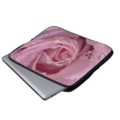 Rosa Rose mit Dewdrops Laptopschutzhülle (Vorne Knopf)