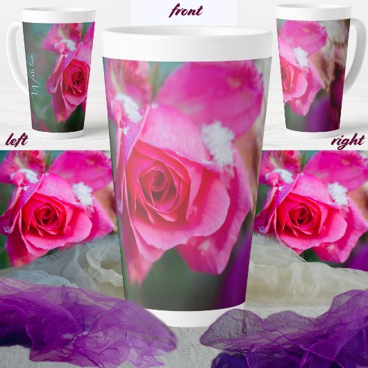 Rosa Rose mit Schneeflocken Milchtasse