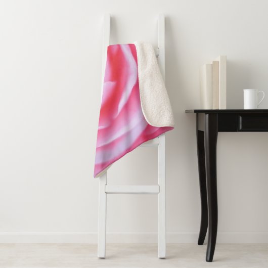 Rosa Rose (Mittel) Sherpadecke (Beispiel)