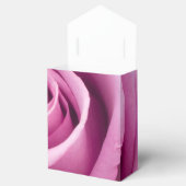 Rosa Rose nach Perfektion geklappt Geschenkschachtel (Geöffnet)