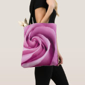 Rosa Rose nach Perfektion geklappt Tasche (Von Nahem)
