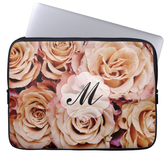 Rosa Rose Rose für die benutzerdefinierte Monogram Laptopschutzhülle (Vorderseite)