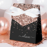 Rosa Rose Schwarzer Glitzer Monogram Name Geschenkschachtel<br><div class="desc">Rose Gold - Blush Pink und Black Sparkle Glitzer Monogram Name and Initial Paper Party Geschenkboxen Das macht den perfekten 16 Geburtstag,  Hochzeit,  Brautparty,  Jubiläum,  Babydusche oder Junggeselinnen-Abschied Geschenk für jemanden,  der Lieben glamourösen Luxus und schicke Stile.</div>