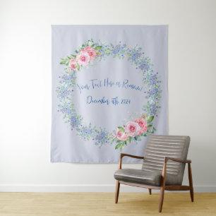 Rosa Rose und blauer Foto im Hintergrund Wandteppich