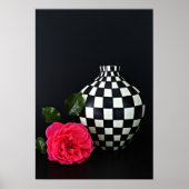 Rosa Rose und karierte Vase Poster (Vorne)