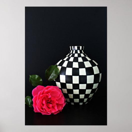 Rosa Rose und karierte Vase Poster (Vorne)