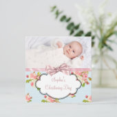 Rosa Rosen-Baby-Mädchen-Foto-Taufe Einladung (Stehend Vorderseite)
