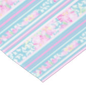 Rosa Rosen, Blau, Rosa, Weiß Stripes Tischdecke (Schrägansicht)