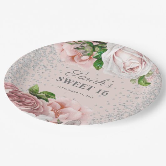 Rosa Rosen Blütenblättriger Glitzer Sweet 16 Pappteller (Schrägansicht)