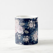 Rosa Rosen Dunkelblau: Vintag Kaffeetasse (Mittel)