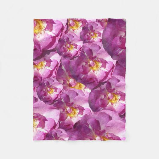 Rosa Rosen Foto Fleece Blanket, klein (Vorderseite)