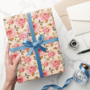 Rosa Rosen in blassgelber Farbe Geschenkpapier