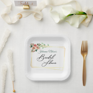 Rosa Rosen in vergoldeten Tellern Pappteller