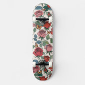 Rosa Rosen mit Blätter und Monarchschmetterlinge Skateboard (Vorderseite)