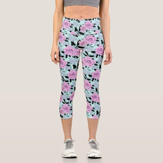 Rosa Rosen, Rose, türkisfarbener Hintergrund Capri Leggings (Vorderseite)