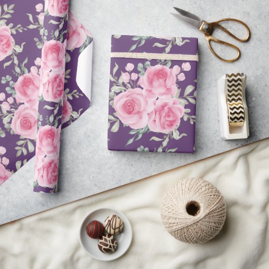 Rosa Rosen und Blätter Wrapping Paper Geschenkpapier (Kunsthandwerk)