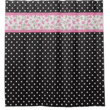 Rosa Rosen und schwarze und weiße Polka-Punkte