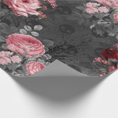 Rosa Rosen und Skulls auf Grau Geschenkpapier (Ecke)