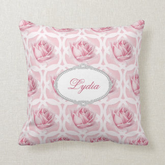 Rosa Rosen- und weißes Quatrefoil, das Muster Kissen