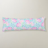 Rosa Rosen Weiße Schmetterlinge, blaues Kissen (Rückseite)