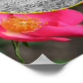 Rosa Rosenblätter gestalten Ihr eigenes Foto Poster (Ecke)