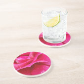 Rosa Rosenblätter Getränkeuntersetzer (Seite)