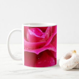 Rosa Rosenblätter Kaffeetasse
