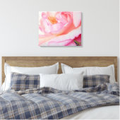 Rosa Rosenblätter Leinwanddruck (Insitu (Schlafzimmer))