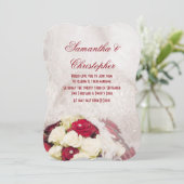 Rosa Rosenbukett und Hochzeit Einladung (Stehend Vorderseite)