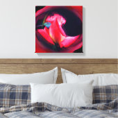 Rosa Rosenknospe Abstrakt Leinwanddruck (Insitu (Schlafzimmer))