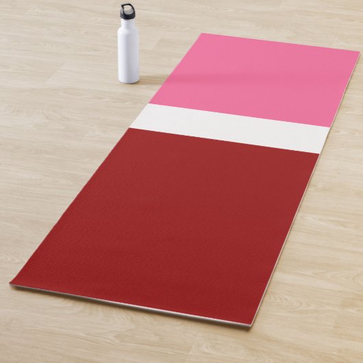 rosa, rotes Blockdesign Yogamatte