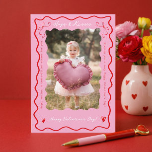Rosa rotes Retro-Wellen-Kritzel-Kinderfoto-Valenti Feiertagskarte