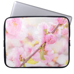 Rosa Sakura-Blume - Blüte der japanischen Kirsche Laptopschutzhülle