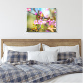 Rosa Sakura Blume im Kirschgarten Leinwanddruck (Insitu (Schlafzimmer))