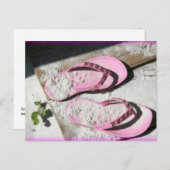 Rosa Sand drehend Flohsandalen am Strand von Flori Postkarte (Vorne/Hinten)