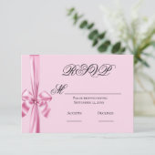 Rosa Satin Ribbon Simple Wedding RSVP Karte (Stehend Vorderseite)
