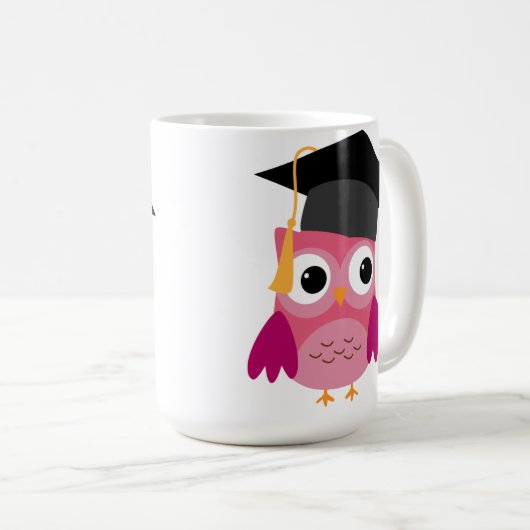 Rosa Schale mit Tasse der Graduierungskappe (VorderseiteRechts)