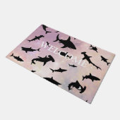 Rosa Schattenhai auf Gradienten Galaxie willkommen Fußmatte (Schrägansicht)